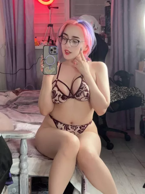 
perky fuckdoll tits by curiositykilledmebut