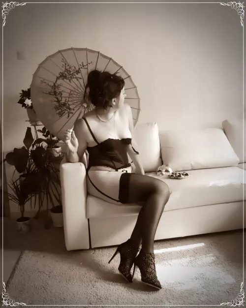 Returning from a walk by Lee_Ma_NN