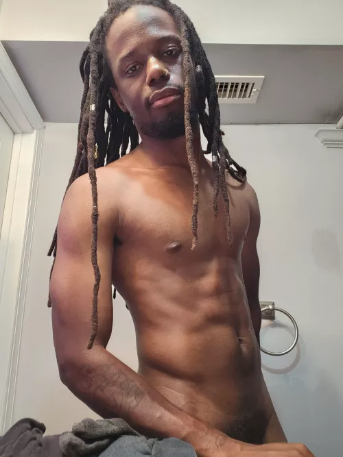 Right before a shower by ExoticMaxxx