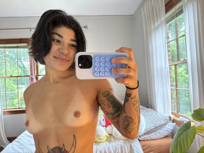 Where are you kissing first? by Gooniesyd