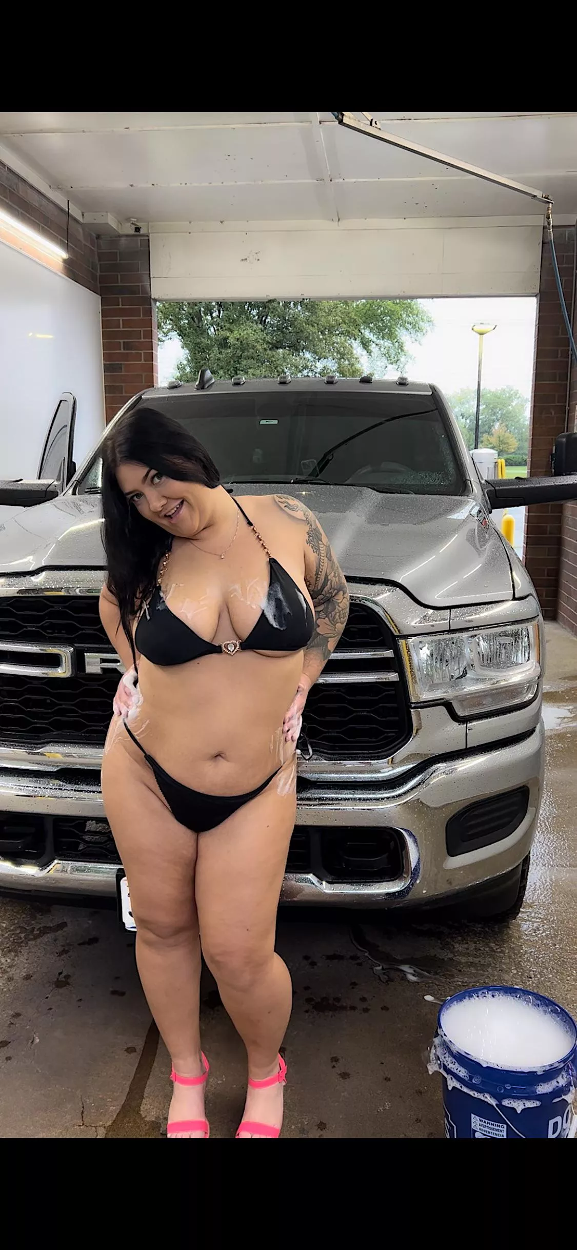 Would u let me wash ur car  posted by kittykreami
