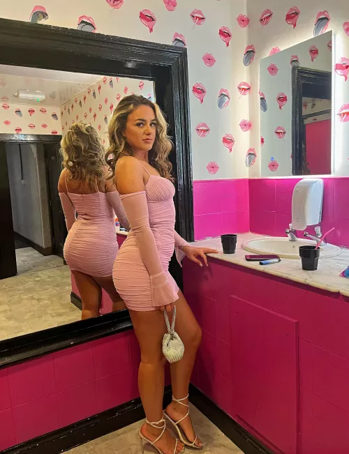 18f, my Saturday night look :) by whos-this-bunny