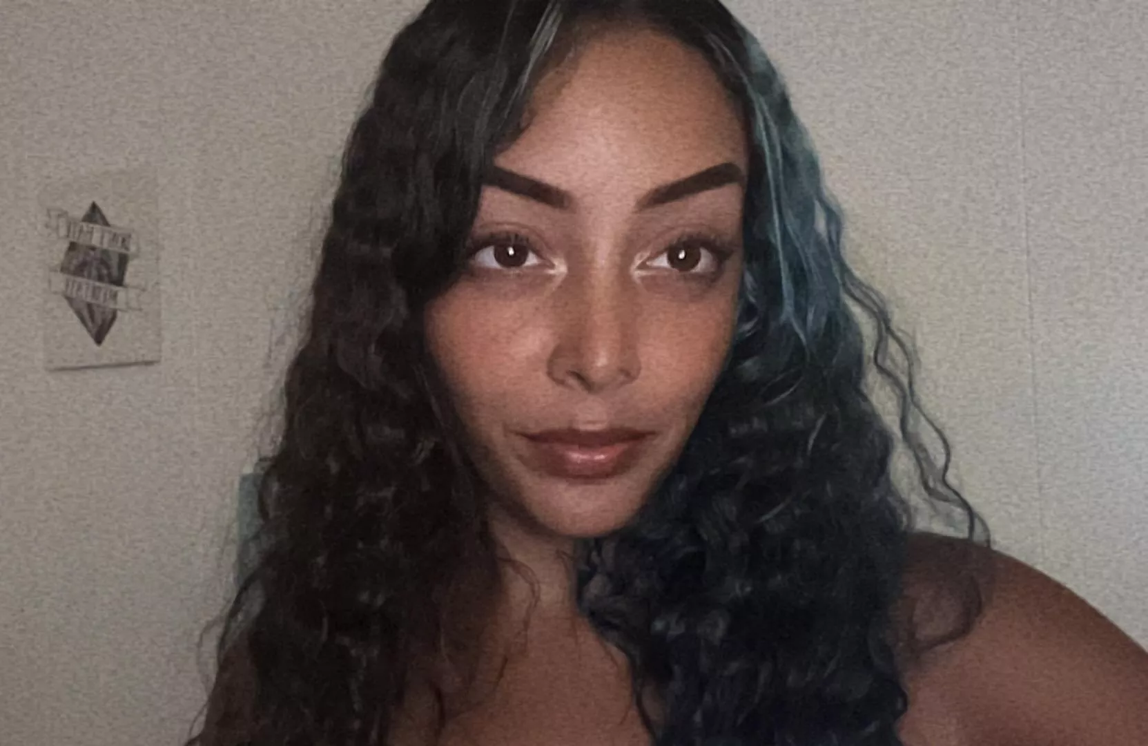 [bludarling] streaming soon! :) posted by aliengoddessblu