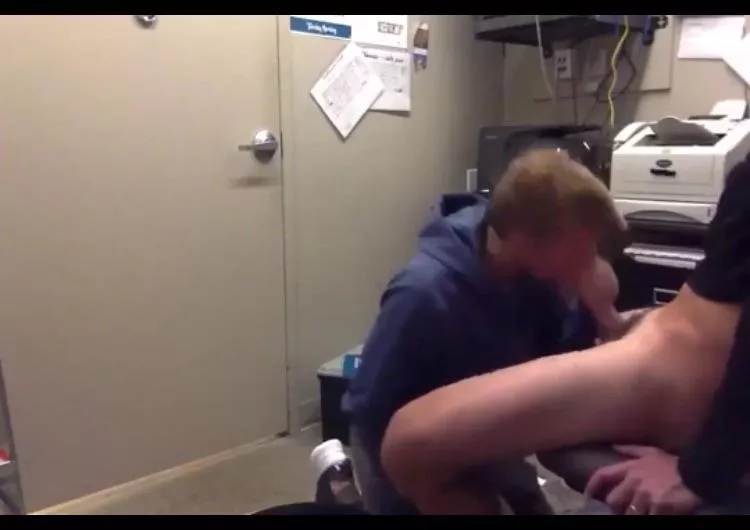 does anyone know where this video is from? i cant find it anywhere by Extension-Citron