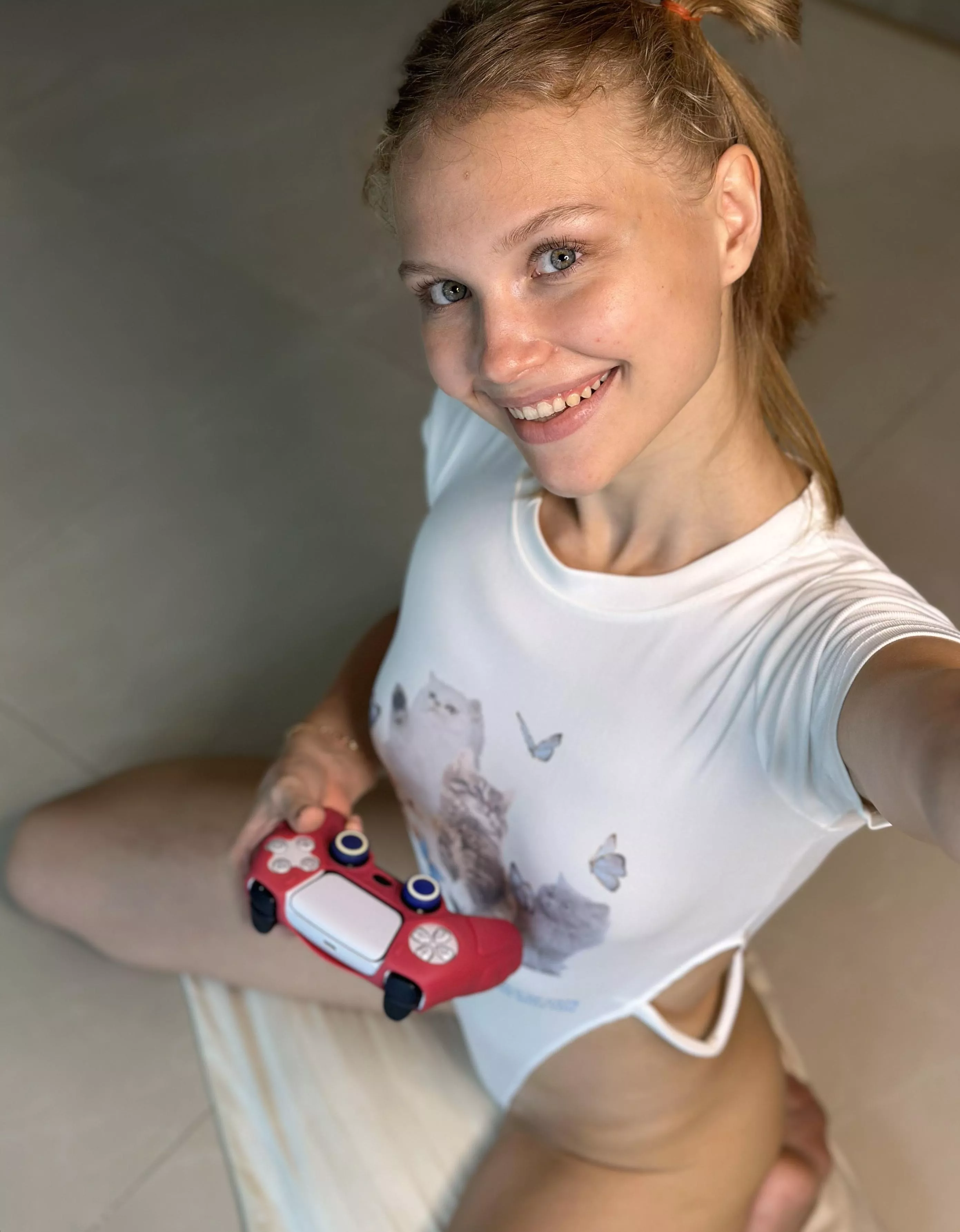 Love a morning selfies :) posted by Charming_Vera