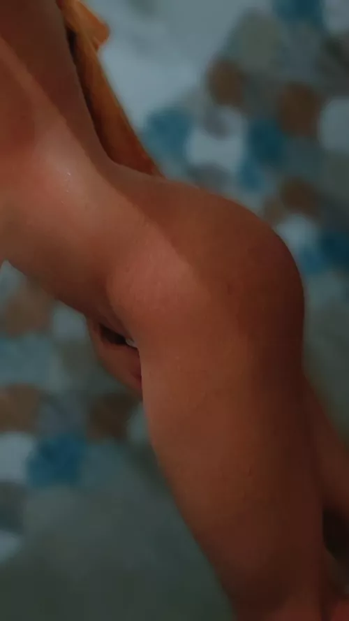 Pull me closer and hold me tigh(t) by subjectnumber28