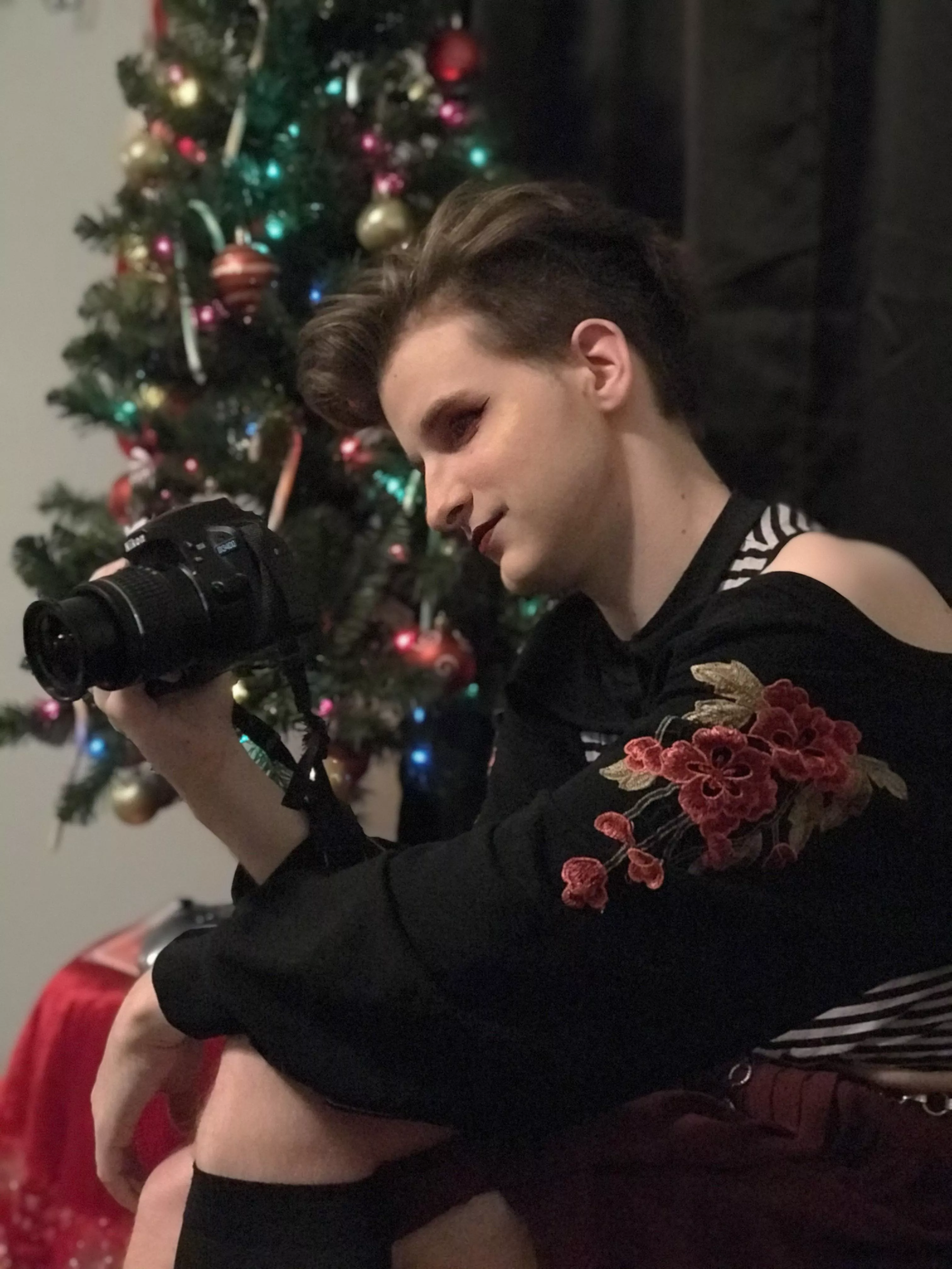 Trying my best to look fem 🫠 posted by Ok_Gap3132