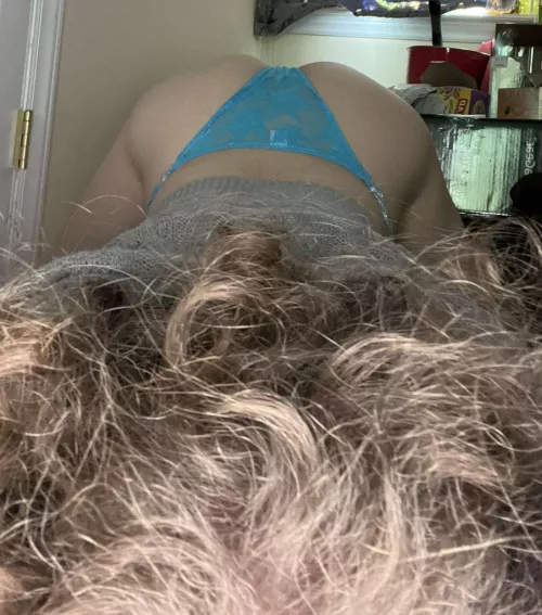 19 dm me for snap🤭🤭 by Single_Foot1935