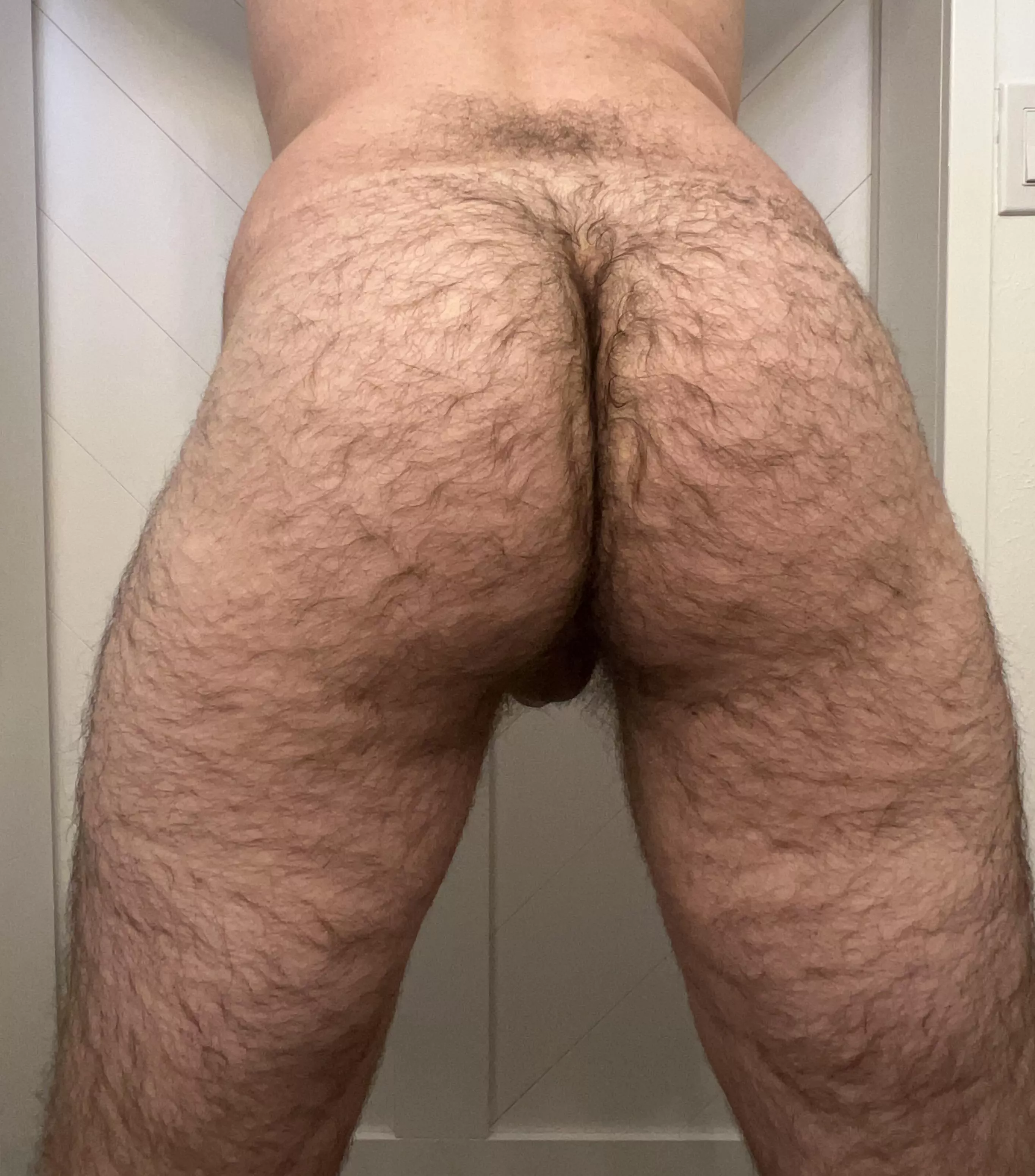 [37] I’m bent over…what would you start with, and how would you end? posted by TastyWing007