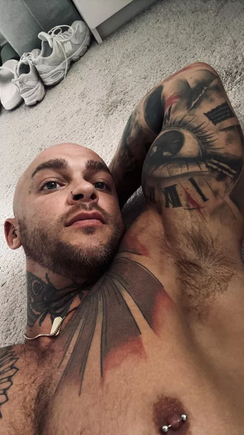 It’s simple really…lick, sniff, bury your face into my musky crevices 😏 by Nuttonick