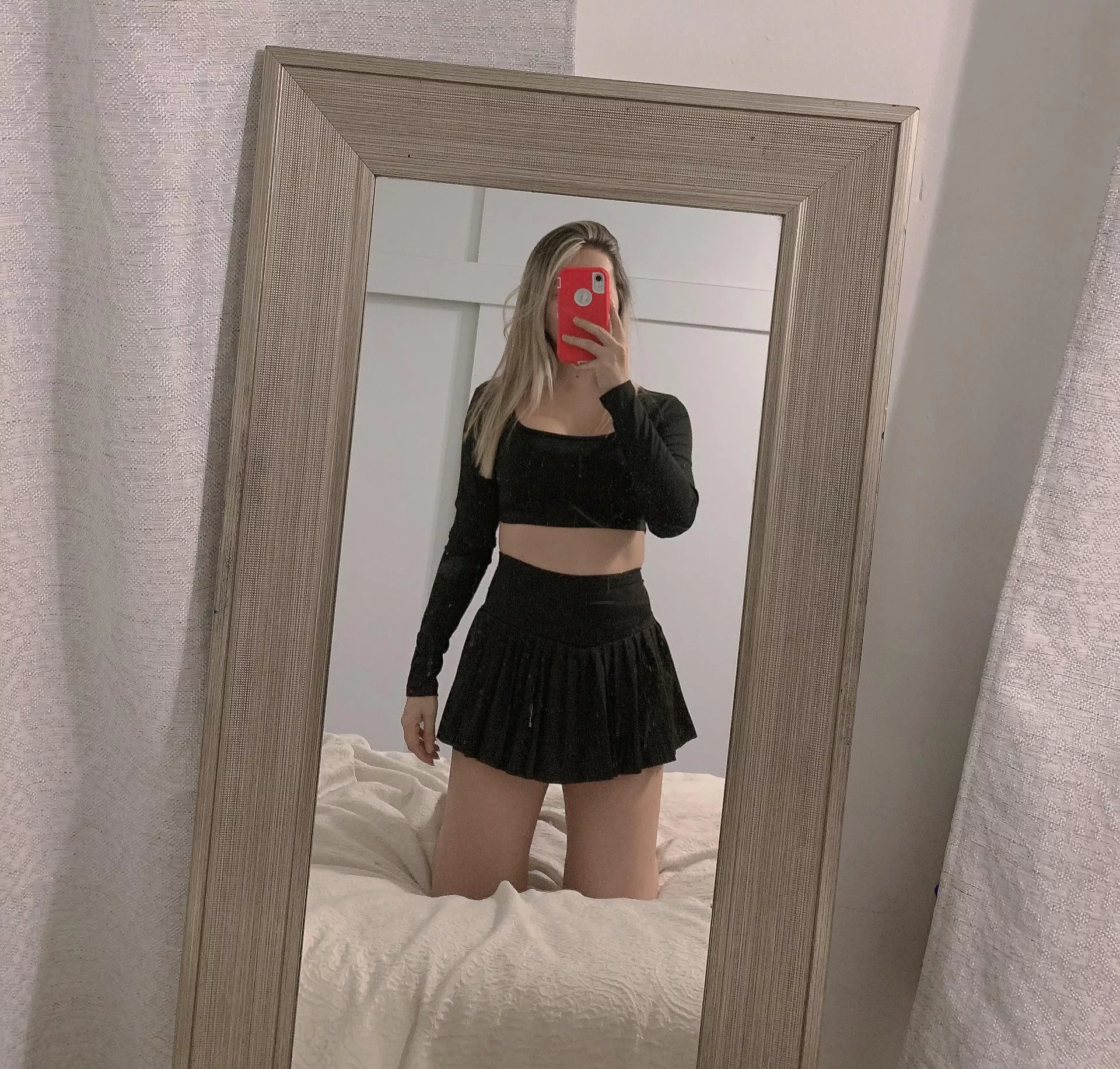 Japanese girl looking for her gym buddy  posted by sunsunny23