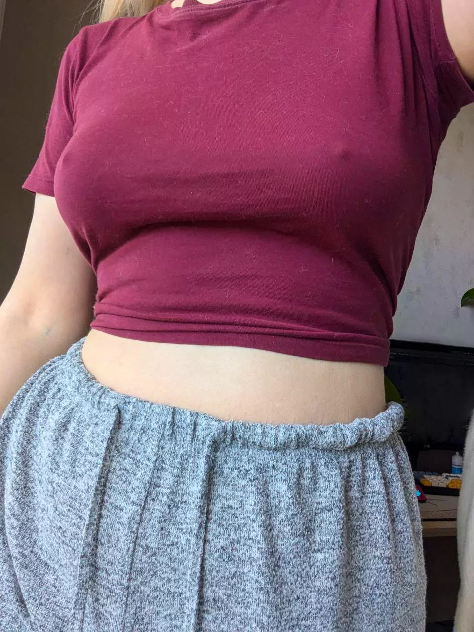 stare to pokies posted by pixiiie_chloe