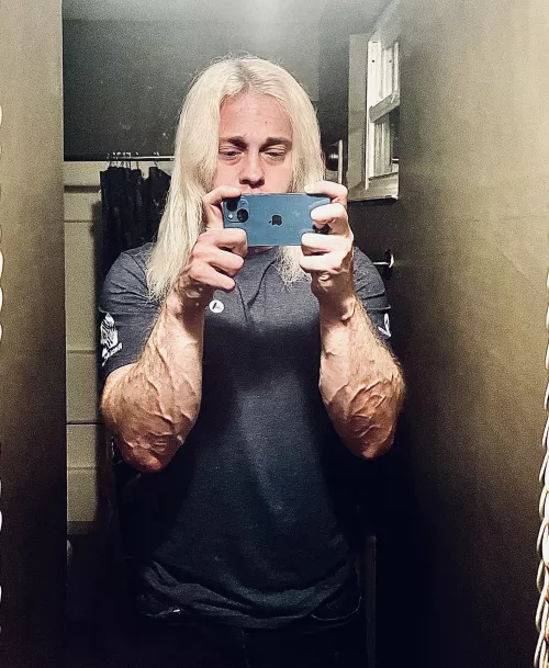 didja miss me  by PrettyPowerfulZ