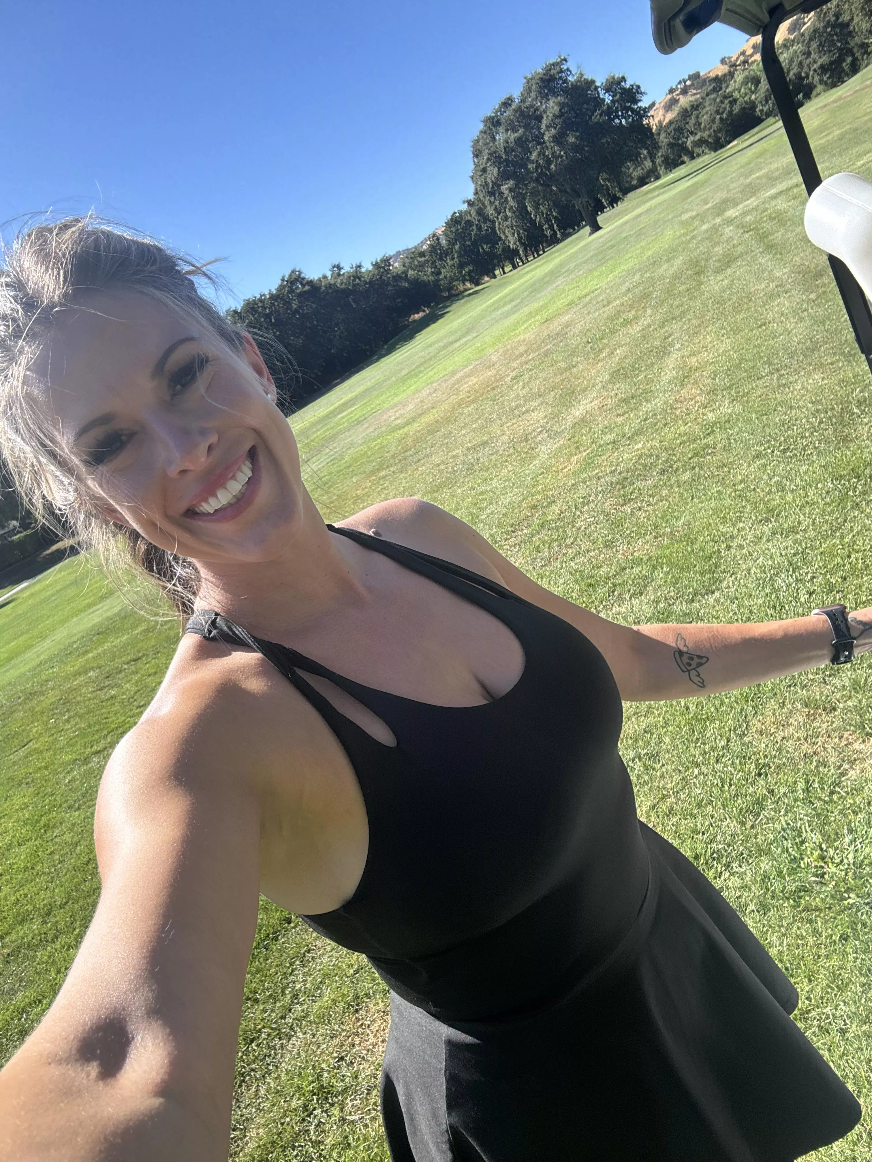 Great day for golf [f] posted by cheyenne_evergreen