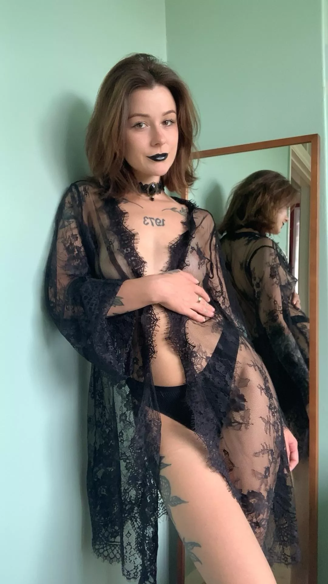 Hi ☺️ posted by Freaky_Foxyy