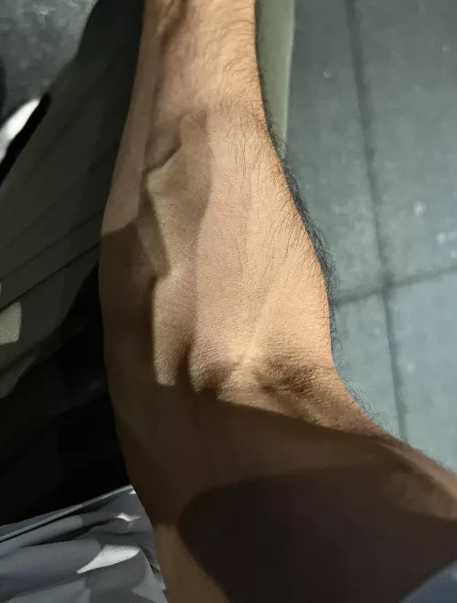 How I know it's working! 💪🏼 by Ace-of-king