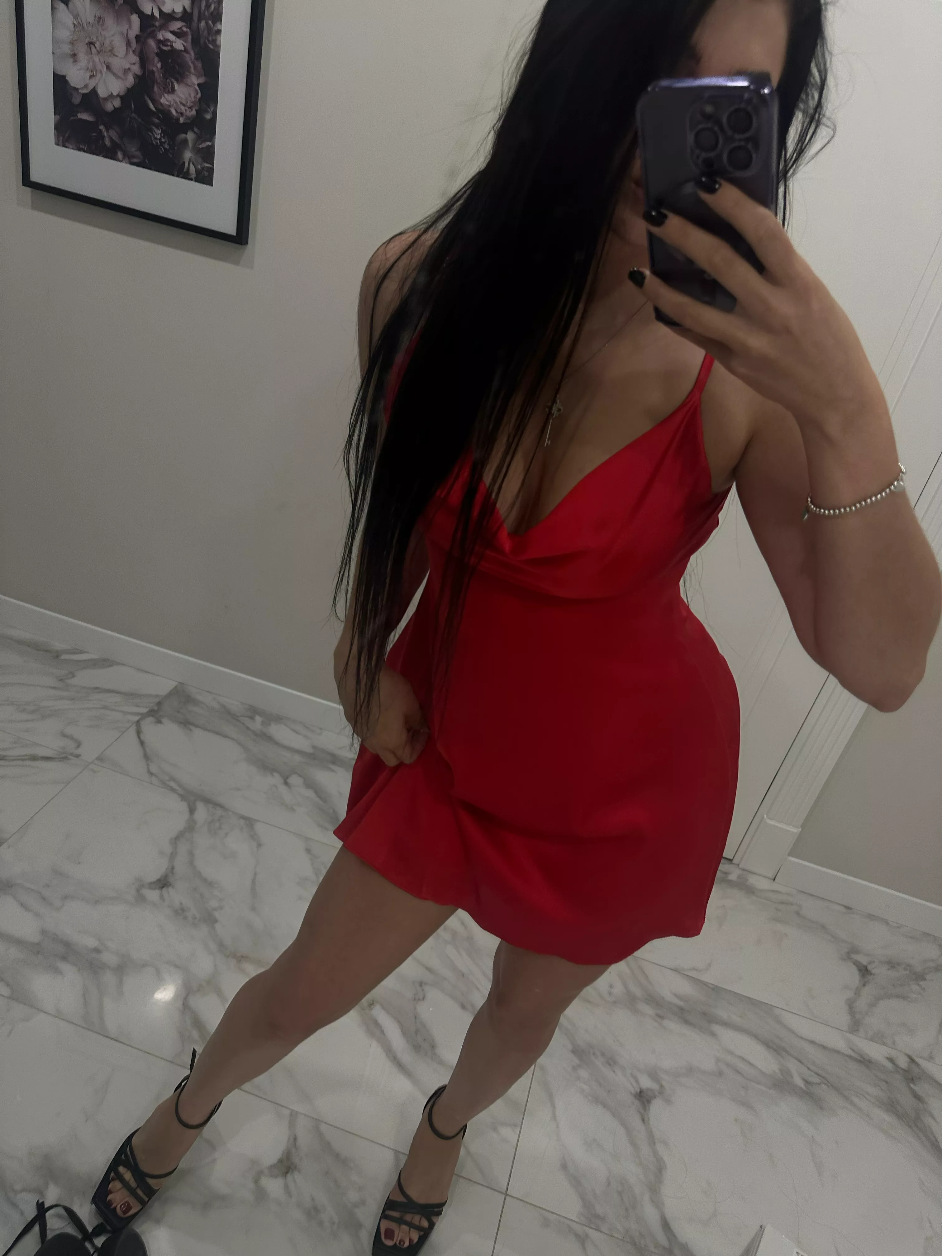 I love red posted by fairy_melons