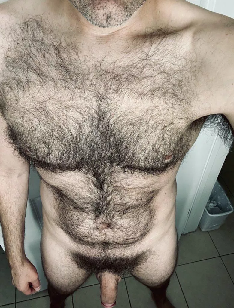 No clever caption, just me naked. posted by jerseyjaxoff