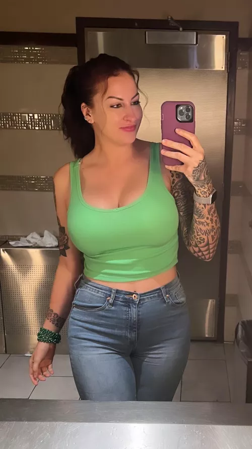 Thick in all the right places by KinkyCurvyKatie