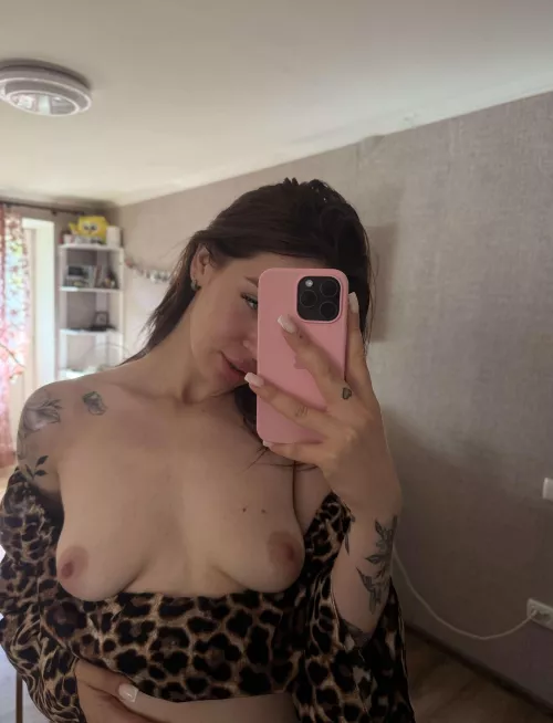 Which word best describes them than saggy ones by apple_only_