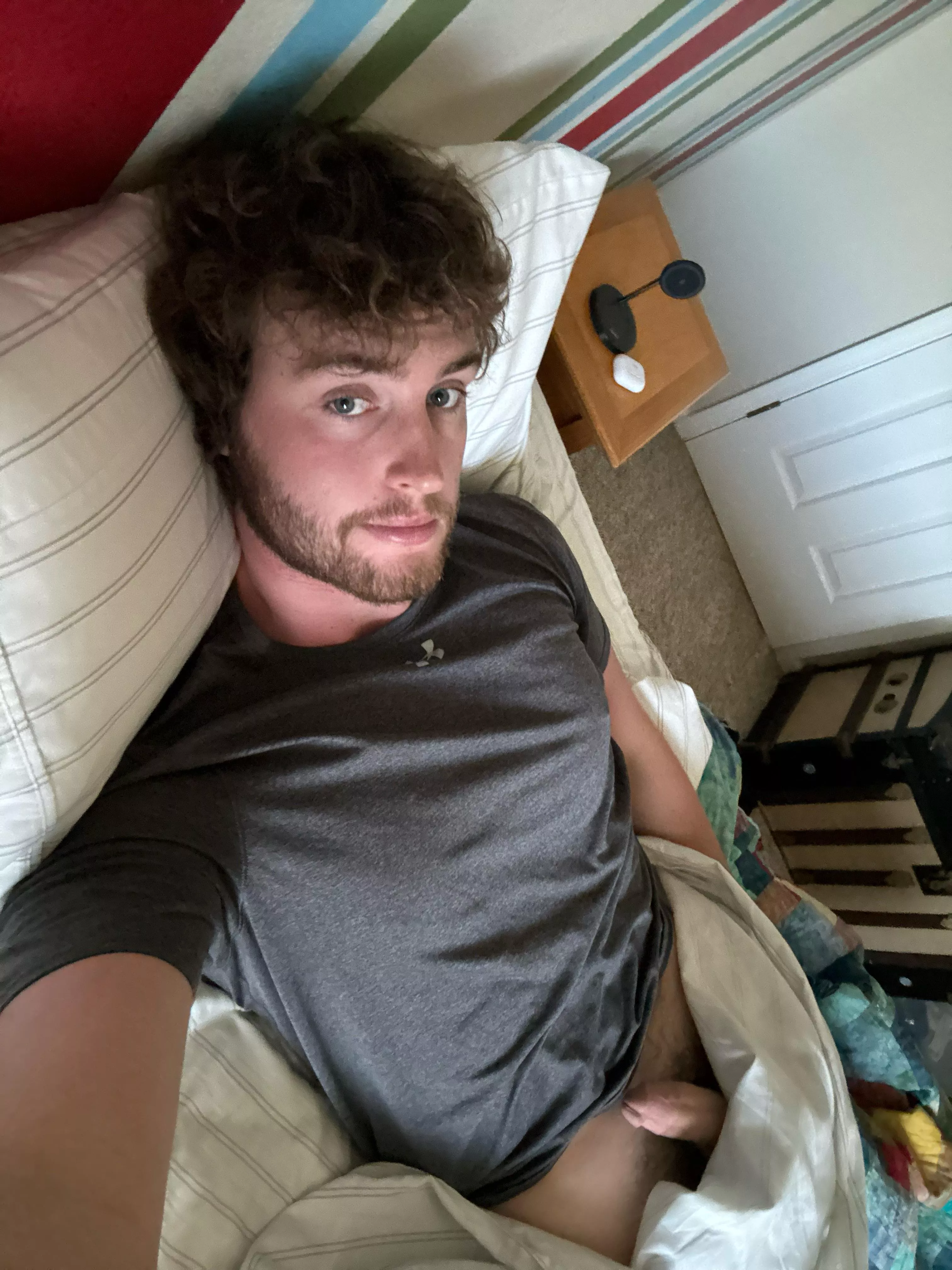 21m 6’7 very kinky college looking for kinky prvy guys who show face - snap is ianthet21 posted by Decent_Leather7355