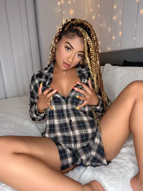 Let's make some memories we'll never forget by GoldenGoddess17_