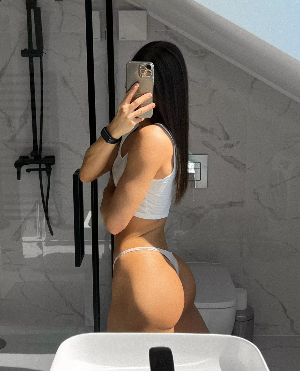 Lina (@linasphysique) [onlyfans] posted by linasphysiquexxx