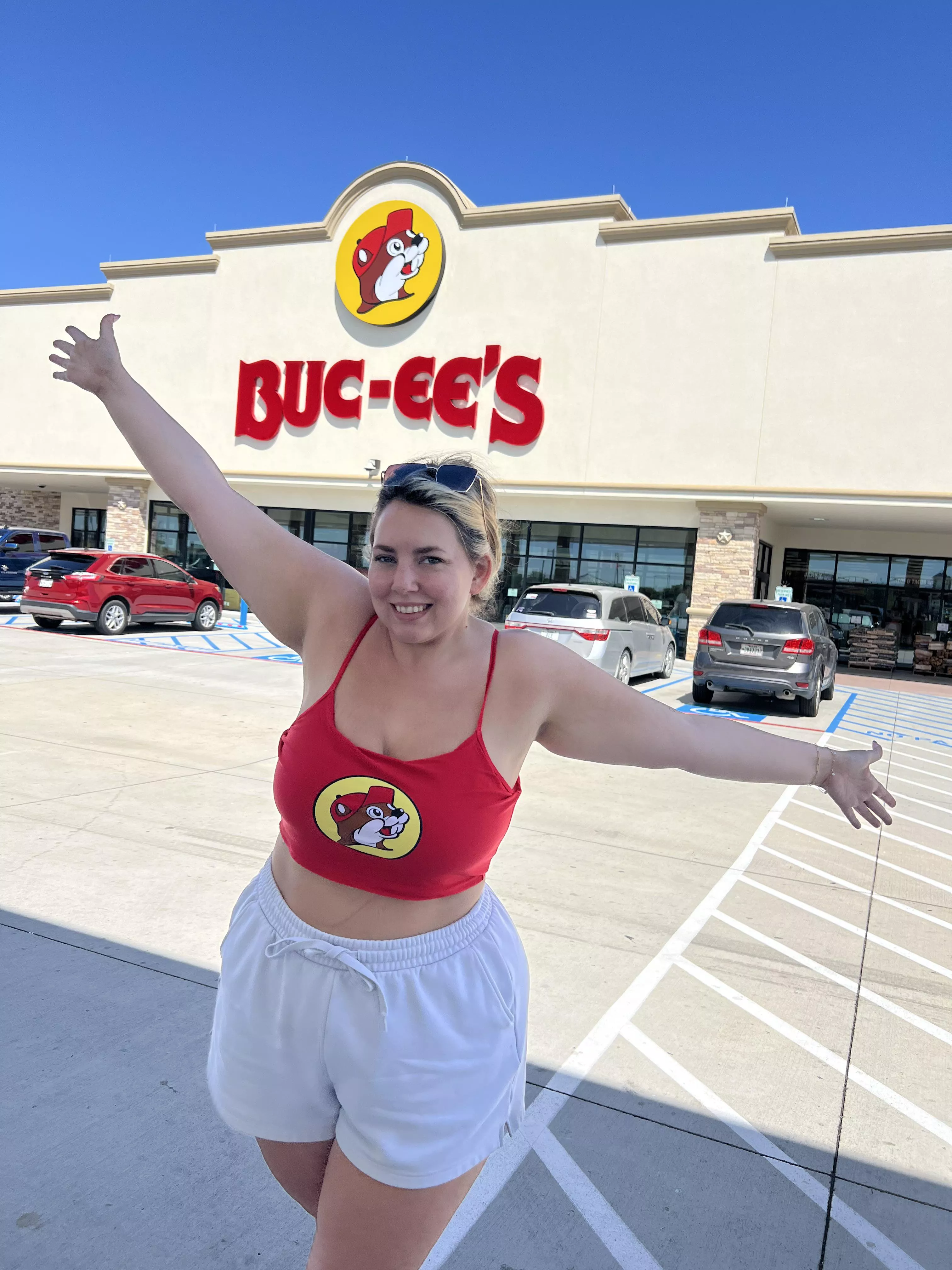 Buc-ee’s crop top at Buc-ee’s  posted by TarynUpMyHeartx