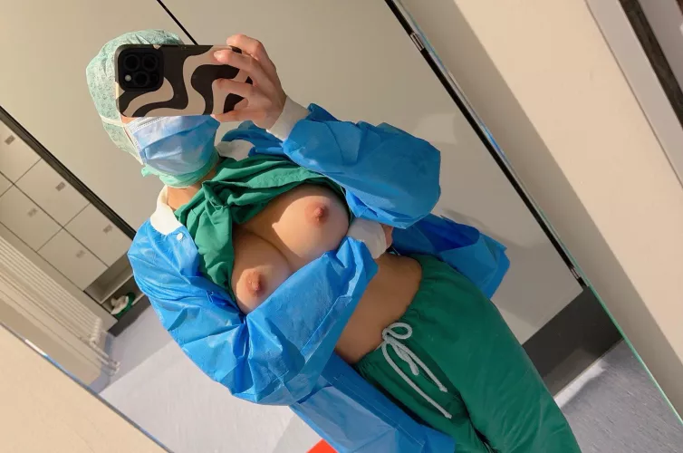 Hello hello ✨ by yuyurigo