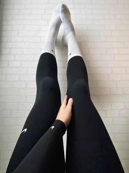 I feel comfy and sexy in this 🖤🤍 by somewhore_