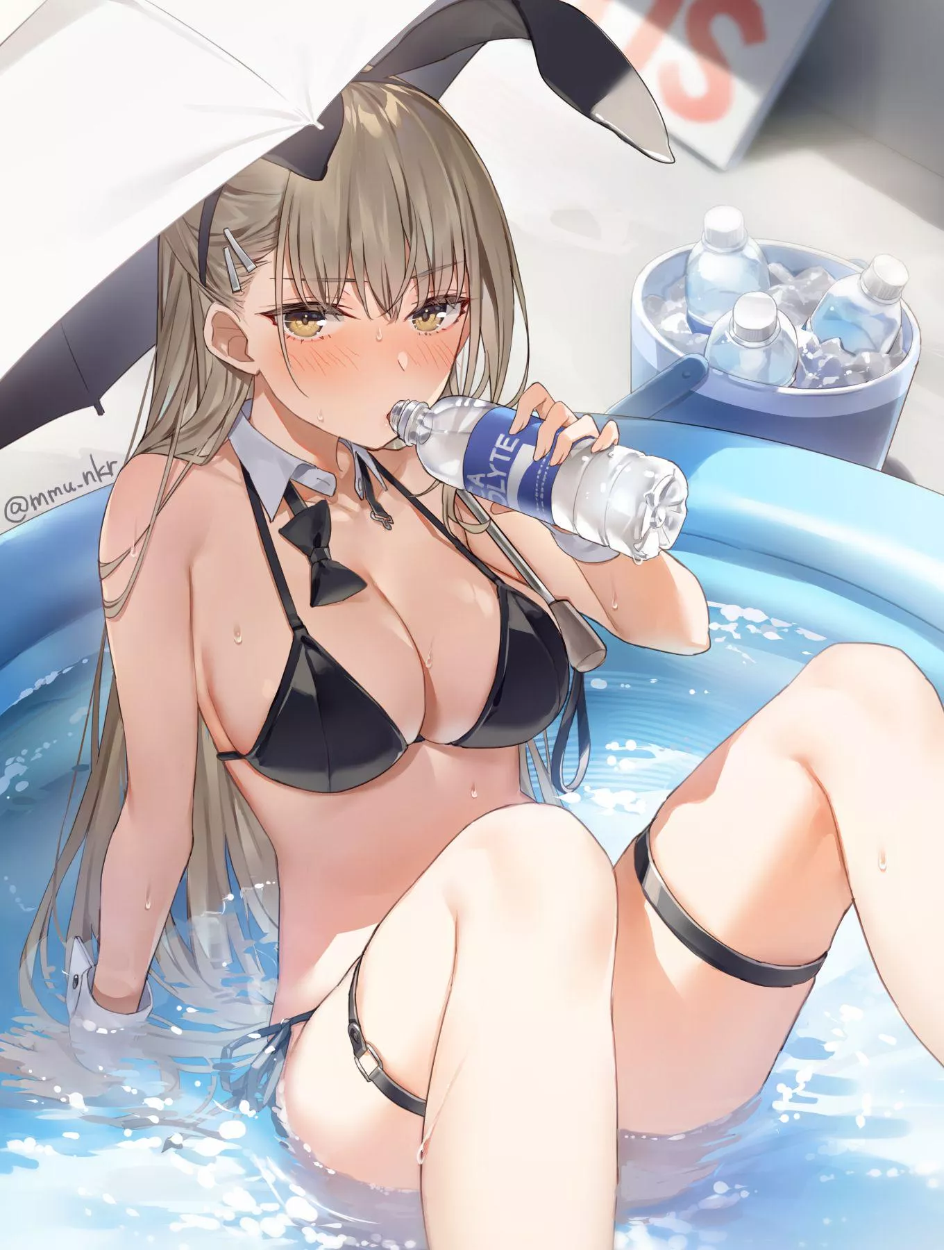 In the wading pool and under the umbrella with water bottle (mmu_nkr) [Original] posted by elegantloveglimmer