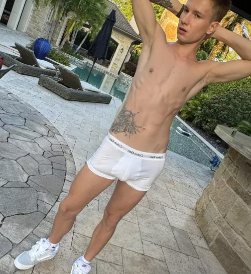 Oil me up dear by InLoveWithPleasure