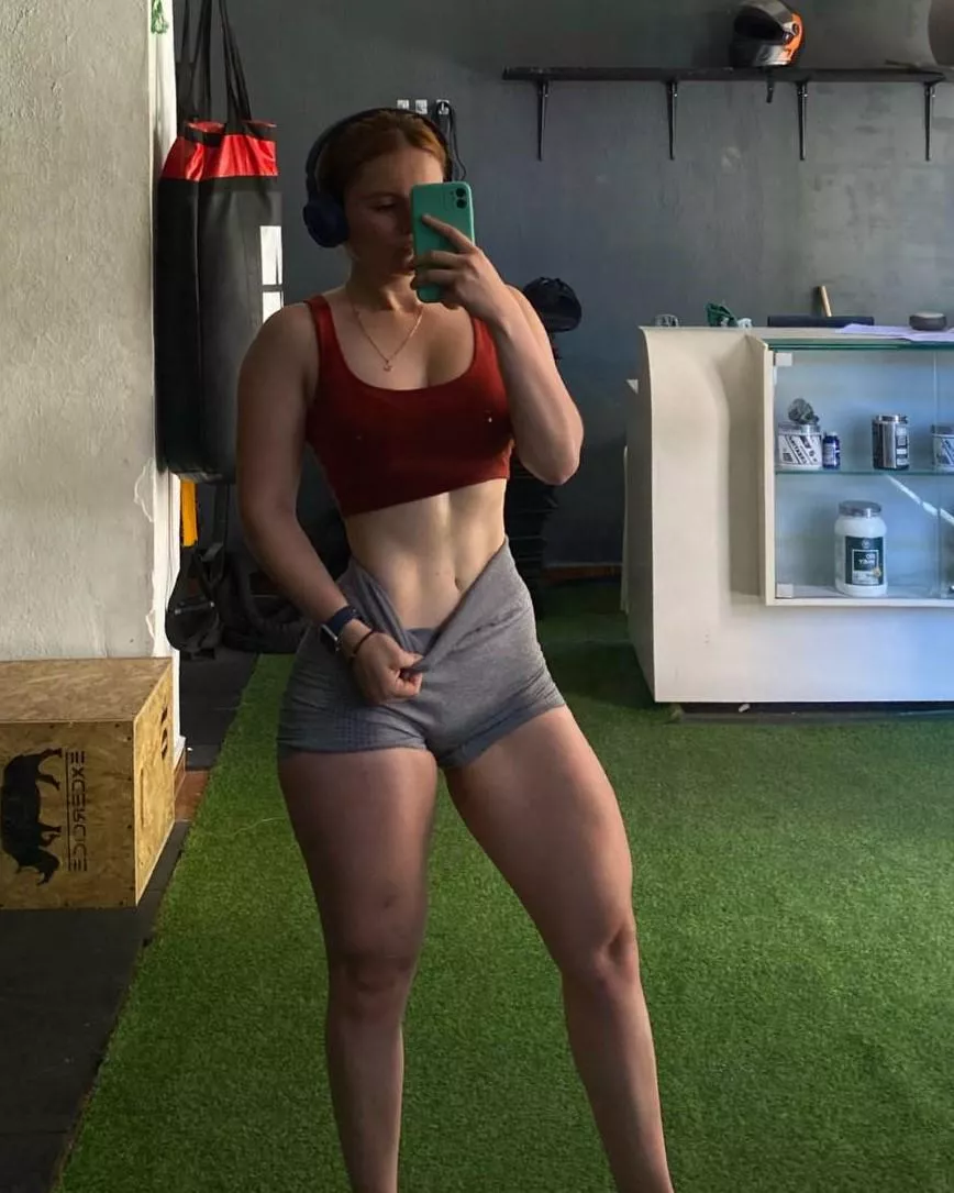 Stunning legs posted by SweetJessicaa