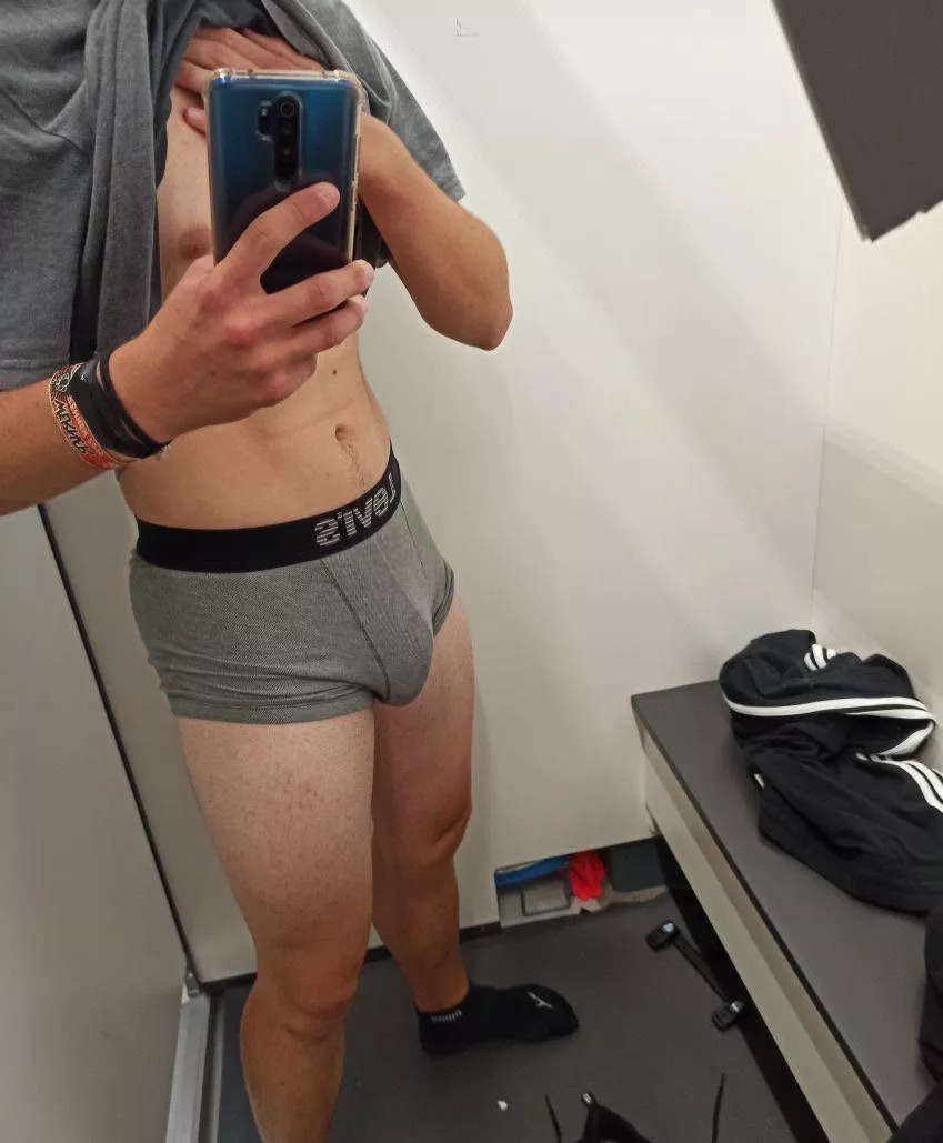 What do you think about a 19yo teen with a big bulge?  posted by hornystudEinaar