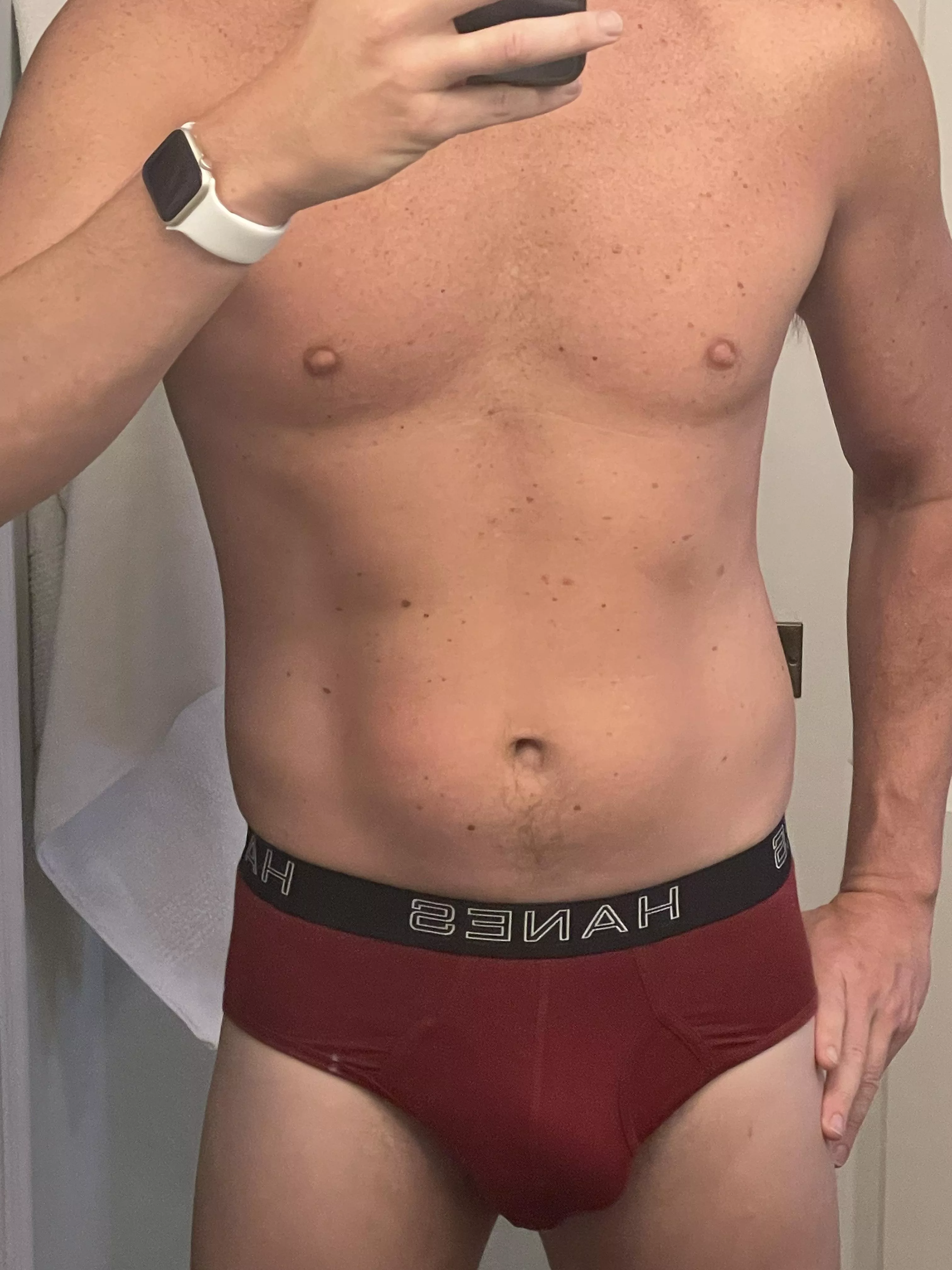 Hanes Briefs  posted by newarkewr