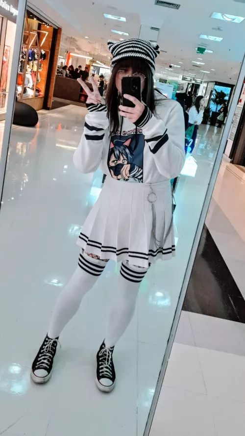 Black and white and stripes and so on by chiselgrape