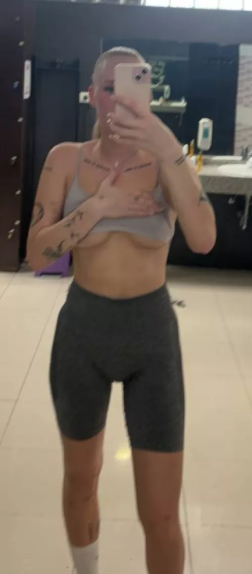 en snabbis efter gymmet? ❤️ by CutieBellaa