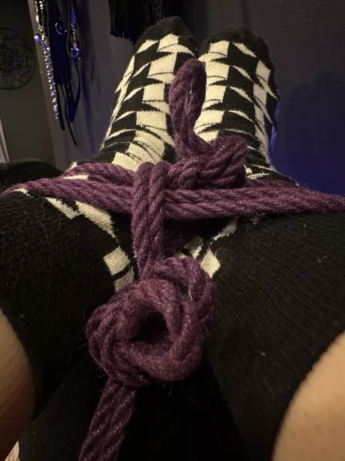 Evening tie to soothe the mind by mistressjenniferhex