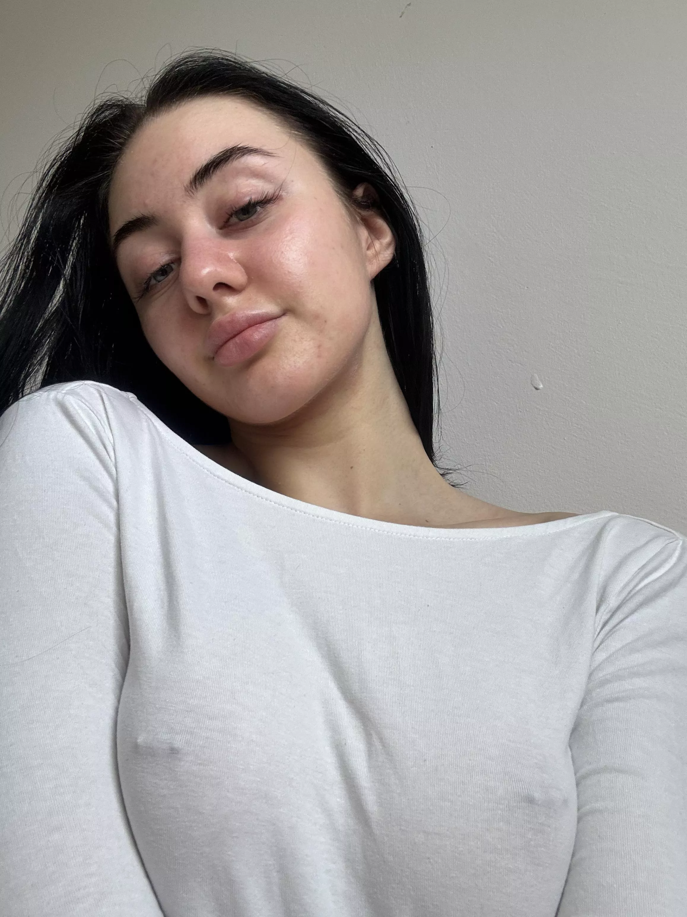 great mood for this look
 posted by Delicious_Froyo9323