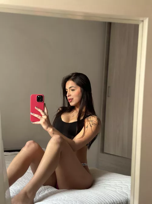 i'm really tight but is it a bad thing? by ElectricBear1