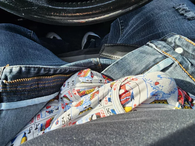 Like My Bulge? by KahzTheLegend