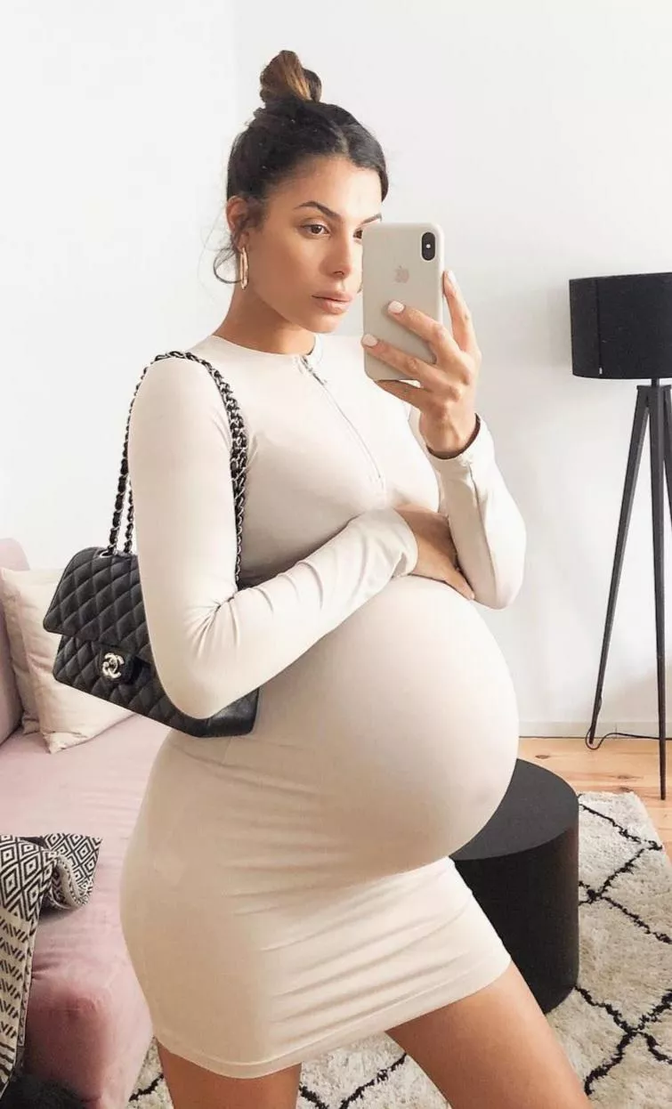 My girlfriend is pregnant with black babies but I'm still a virgin  posted by comboyzero3456