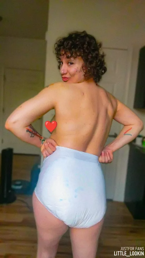 Squish it peas 🙏🏻😇🥰💜 by little_lookin_abdl