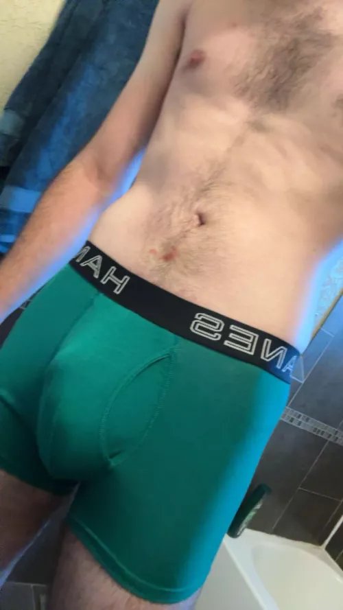 The pouch on these make my bulge look great by 0dCoding