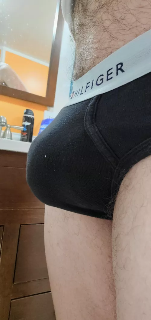 23 5-6 inch dick bulge by White_Anonn