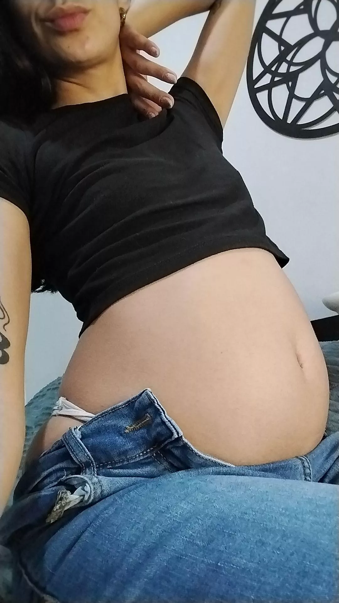 After eating, wear clothes that no longer fit. You need to see that  posted by Plus_Ad7009