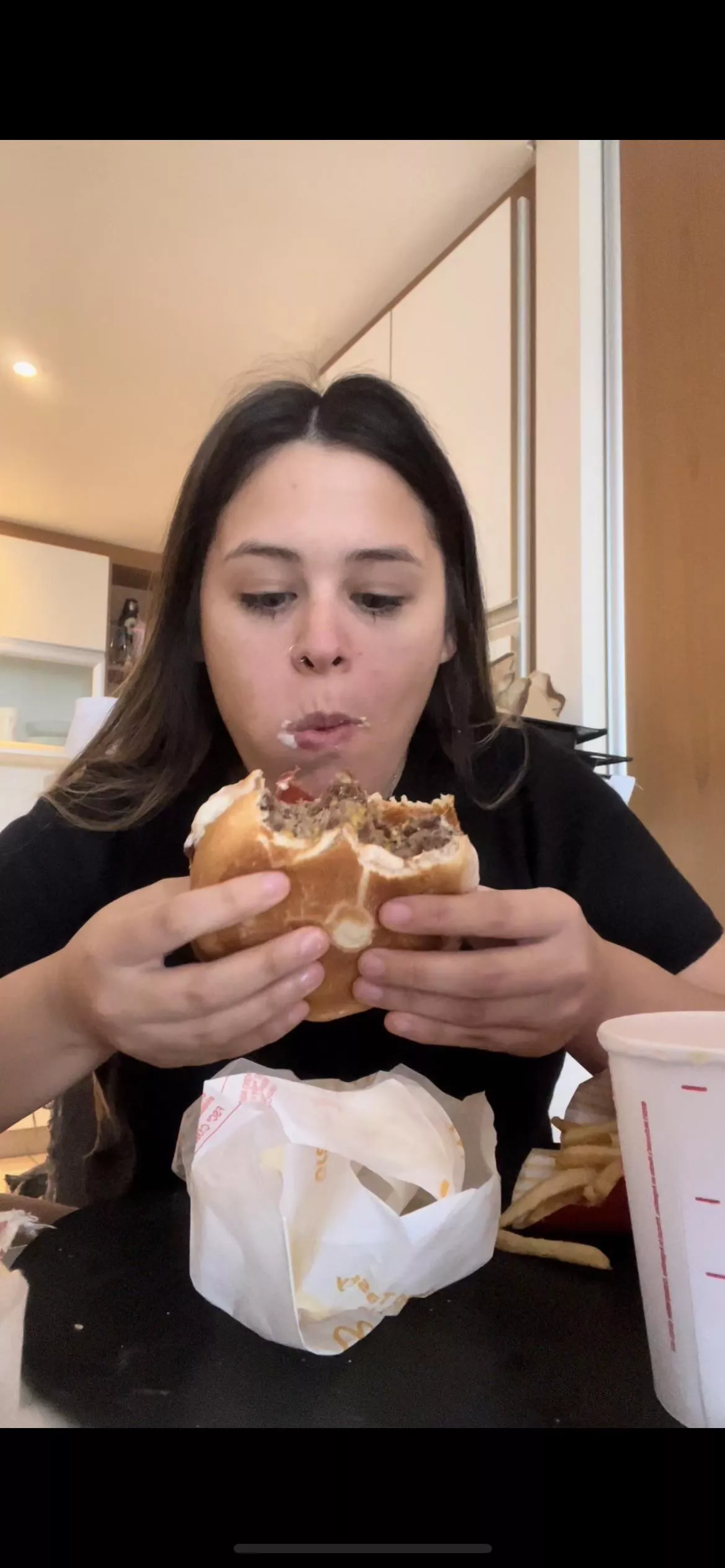 Are you ready? I really like hamburgers  posted by camovalen