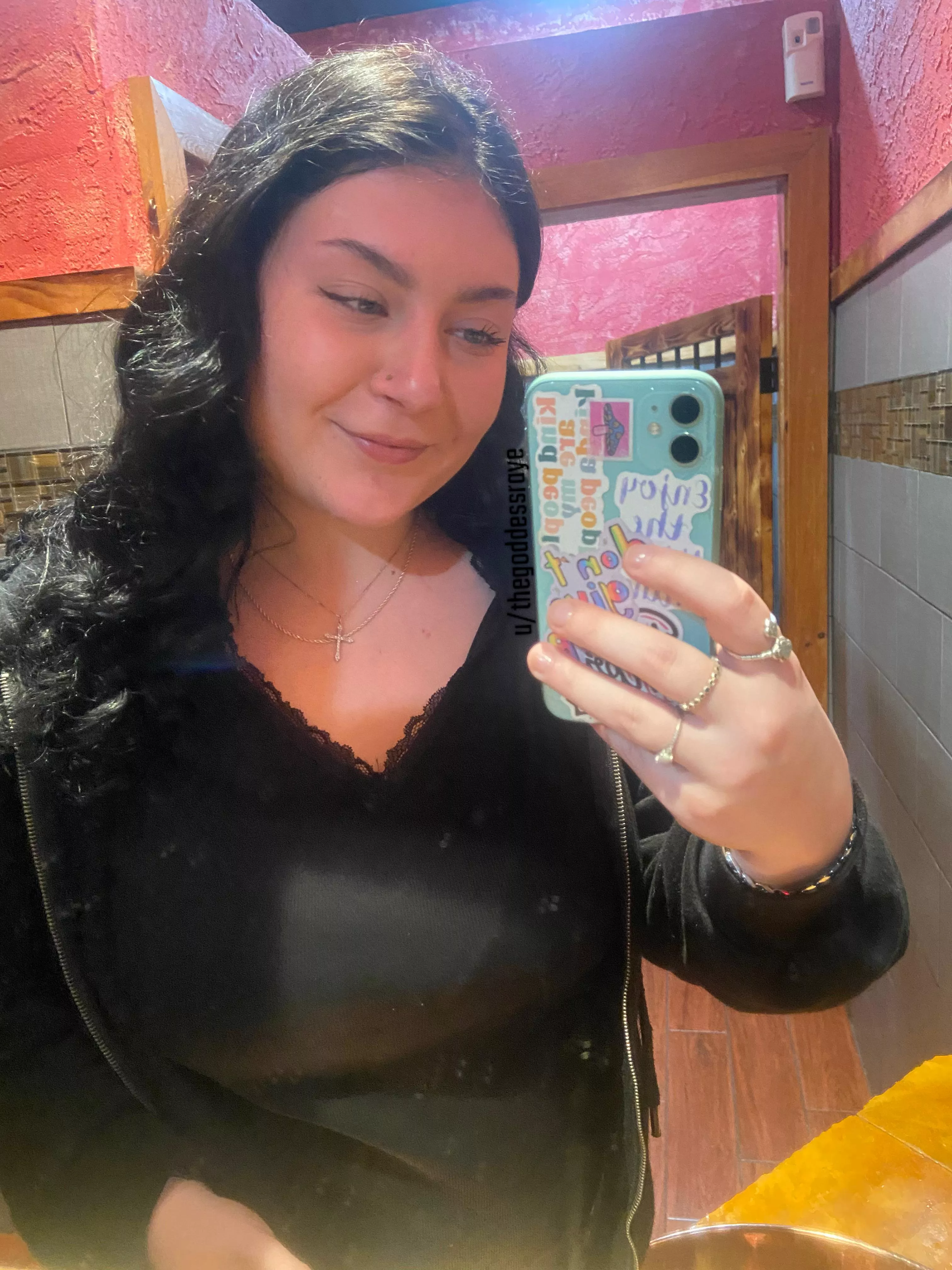 Currently waiting for my food to finish.. how’s your night going? posted by TheGoddessRaye