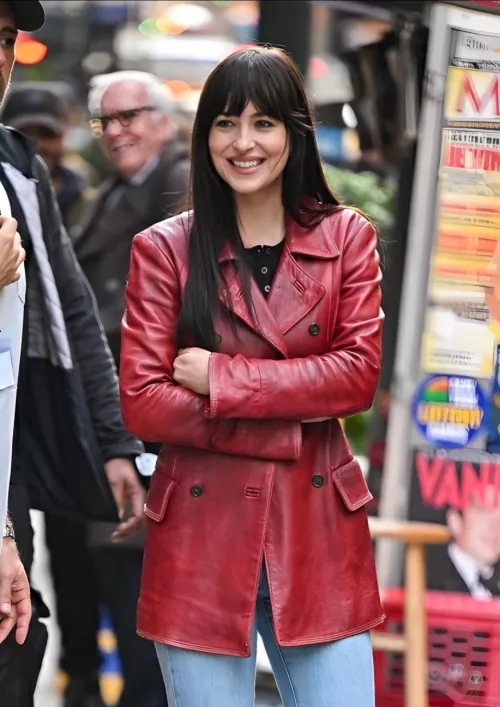 Dakota Johnson  by 420BlazeIt_720FaZeIt