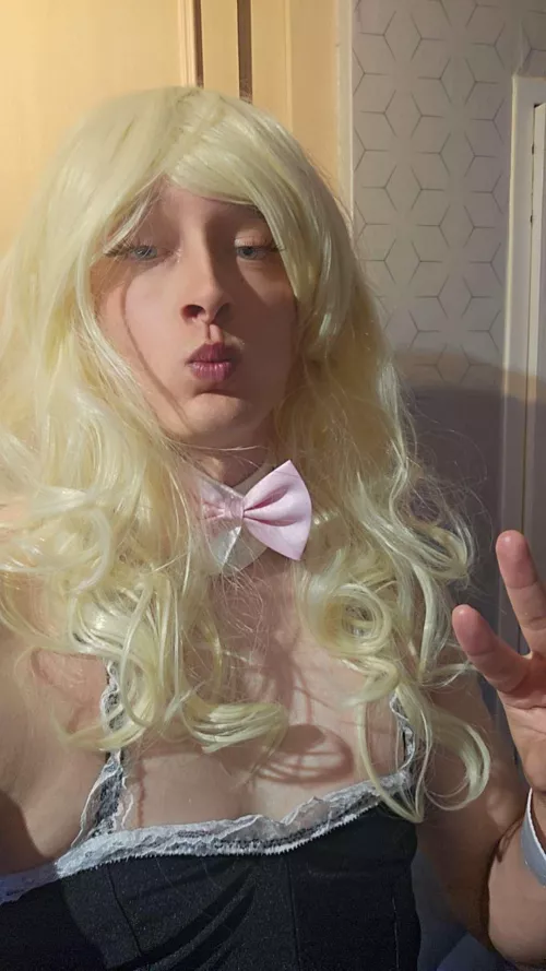 Do i look good enough by ellalouise5666